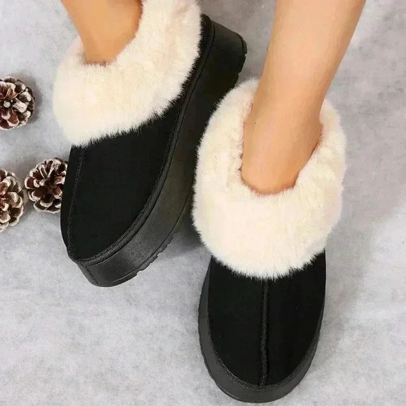 Black Casual Women's Suede Shearling Ankle Moccasins - Picture 9 of 9
